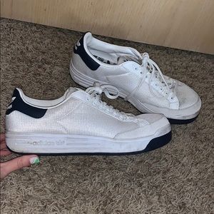 Adidas Rod Laver sneakers
